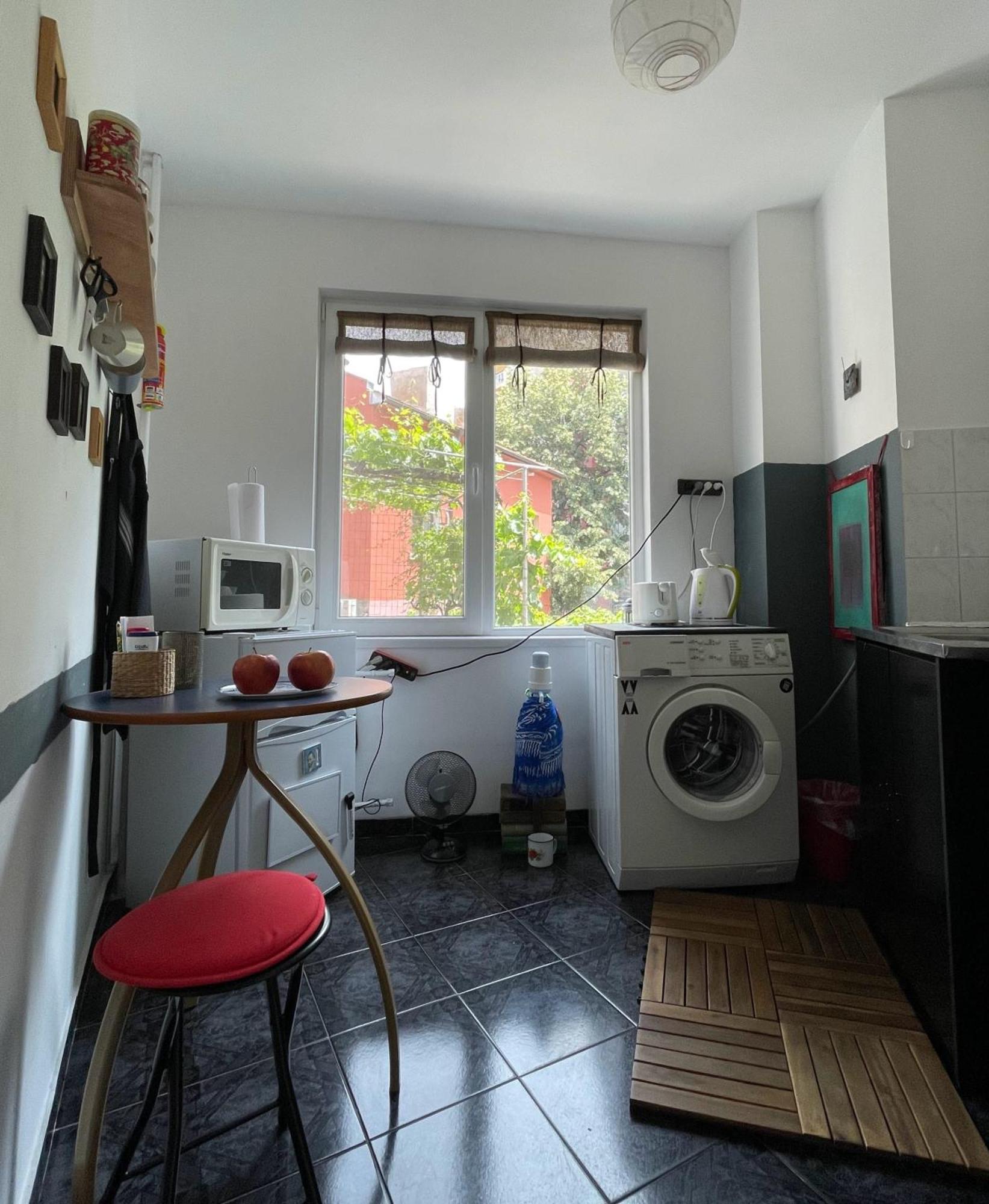 Apartamento Modern Flat Near Downtown Plovdiv Exterior foto