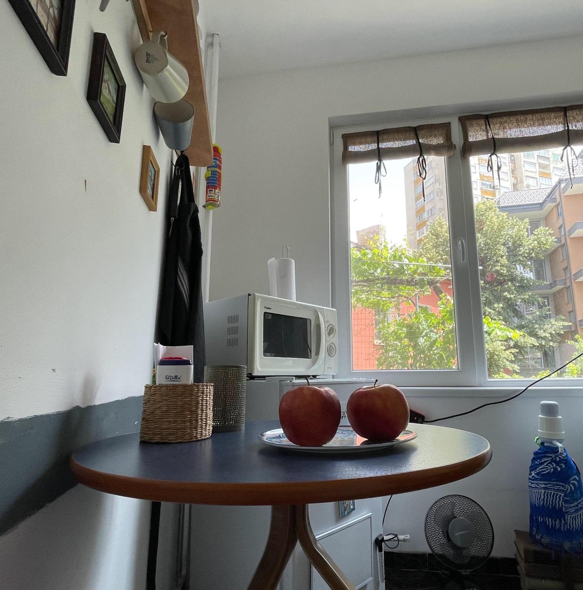 Apartamento Modern Flat Near Downtown Plovdiv Exterior foto
